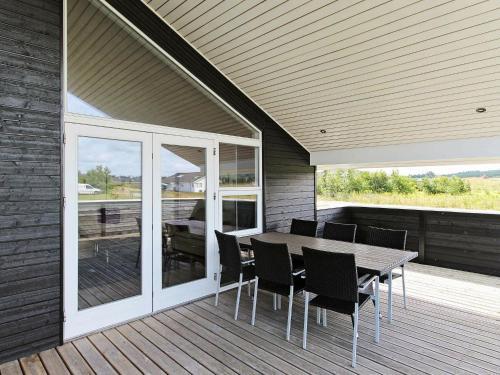 Three-bedroom Holiday Home In Brovst 13