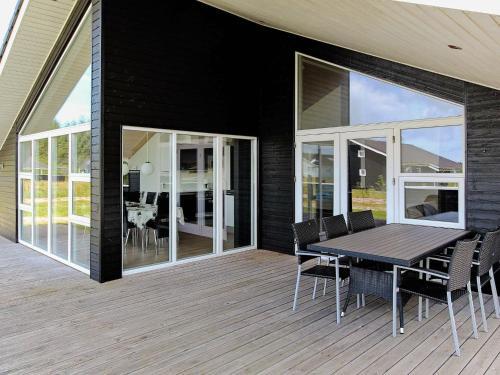 Three-bedroom Holiday Home In Brovst 13