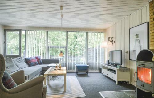 Two-bedroom Holiday Home Nibe With A Fireplace 06