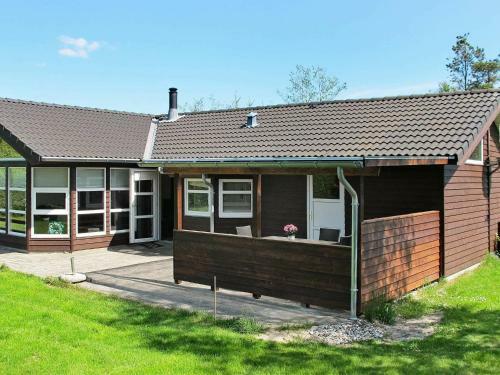 Three-bedroom Holiday Home In Hals 7