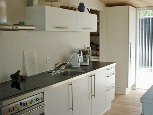 Three-bedroom Holiday Home In Hals 18