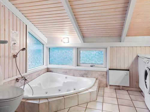 Two-bedroom Holiday Home In Hals 9
