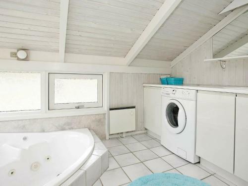 Two-bedroom Holiday Home In Hals 9