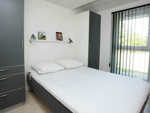 Three-bedroom Holiday Home In Hals 30