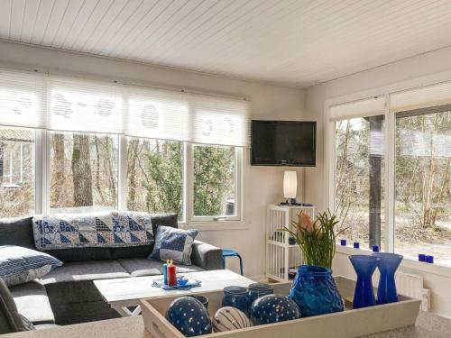 Three-bedroom Holiday Home In Hasle 6