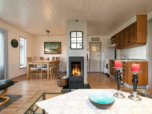 Two-bedroom Holiday Home In Hals 22