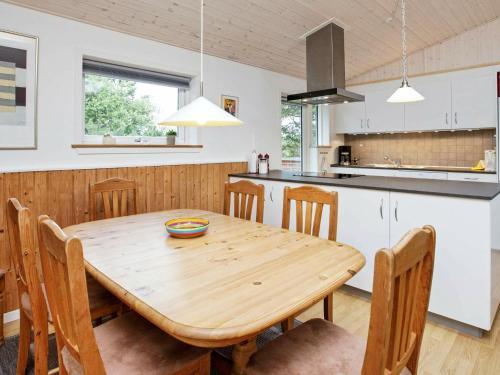 Three-bedroom Holiday Home In Jerup 5