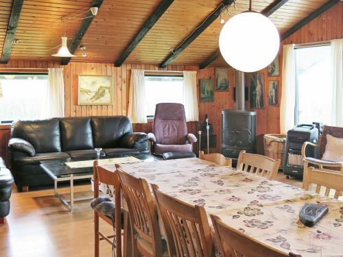 Three-bedroom Holiday Home In Lemvig 8