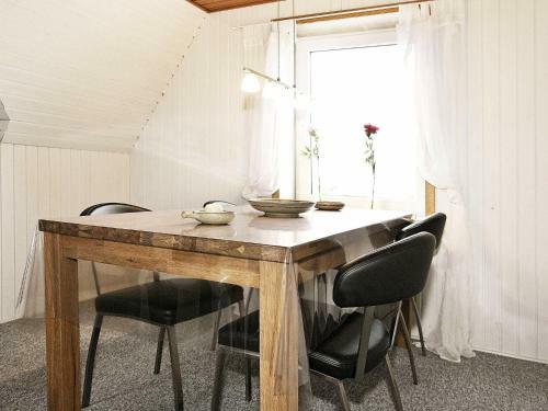 Two-bedroom Holiday Home In Lemvig 5