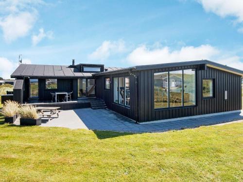 Four-bedroom Holiday Home In L�kken 19