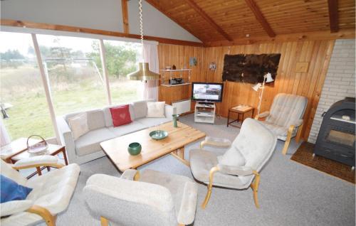 Three-bedroom Holiday Home L�kken With A Fireplace 05