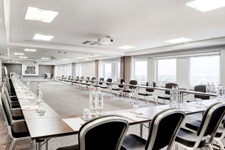 Penta Hotel Brussels City Centre
