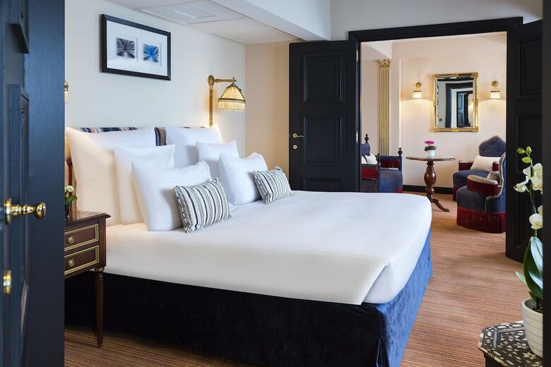 Hotel Warwick Barsey