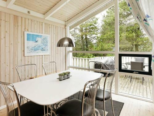 Four-bedroom Holiday Home In Bindslev 4