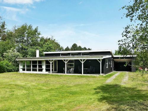 Four-bedroom Holiday Home In Hals 2