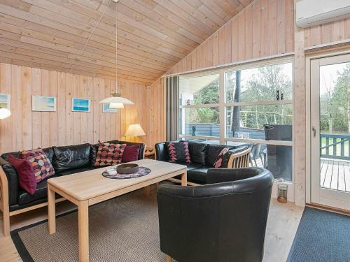 Three-bedroom Holiday Home In Pandrup 2