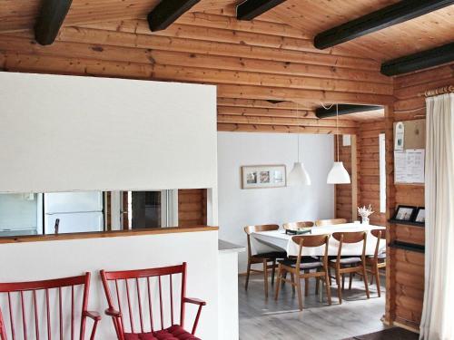 Three-bedroom Holiday Home In R�m� 50