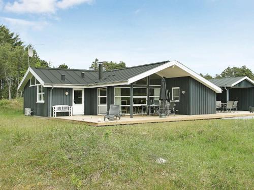 Four-bedroom Holiday Home In �lb�k 2