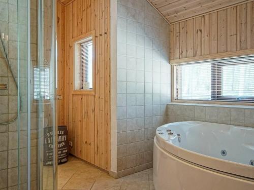 Four-bedroom Holiday Home In Nex� 8