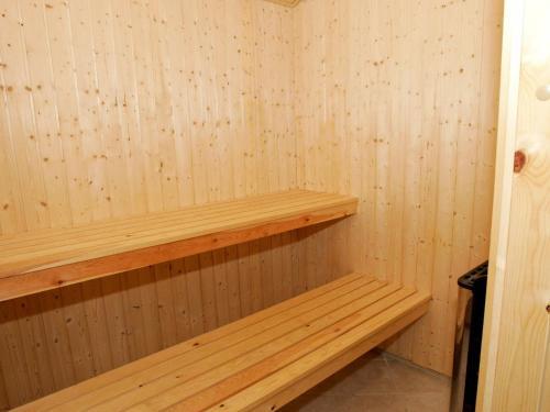 Four-bedroom Holiday Home In Nex� 8