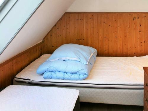 Two-bedroom Holiday Home In Svaneke 4