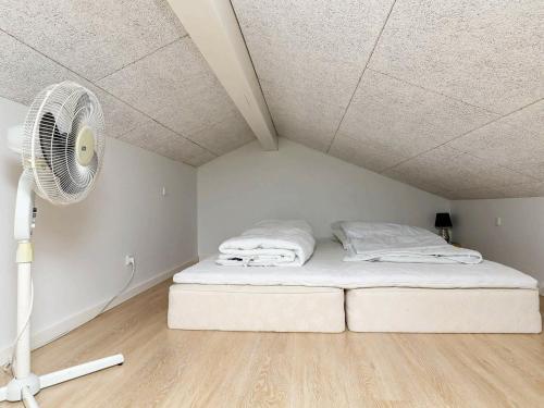 Three-bedroom Holiday Home In L�gst�r 6