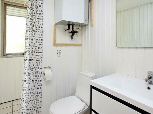 Three-bedroom Holiday Home In Vestervig 9
