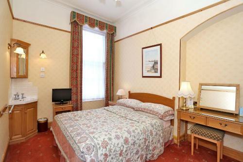 Hostal Butlers Guest House