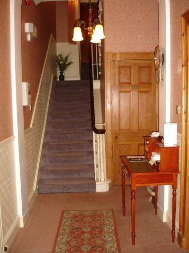 Hostal Butlers Guest House