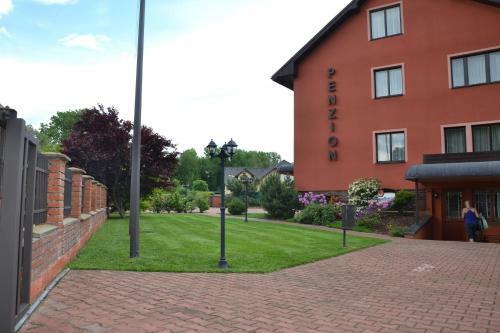Hostal Penzion Aurooms