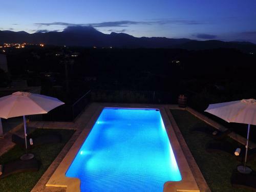 Spacious Holiday Home In Buger Sapin With Private Pool