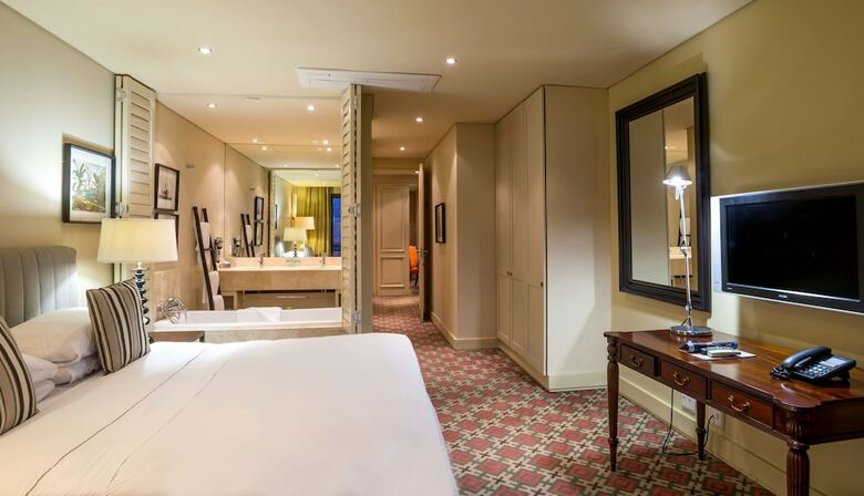 Hotel Royal Palm Gateway