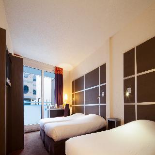 Hotel Kyriad Massy