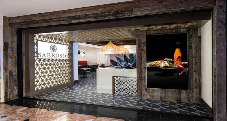Hotel Peppermill Resort  Casino