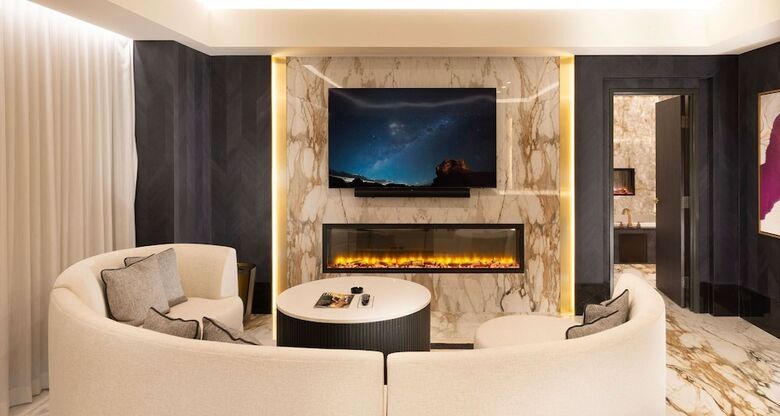 Hotel Peppermill Resort  Casino