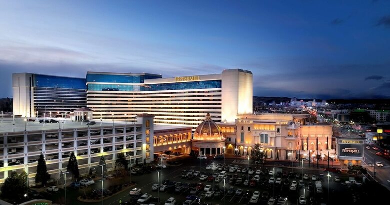 Hotel Peppermill Resort  Casino