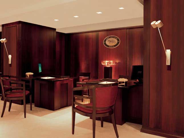 Hotel Taj Lands End, Mumbai