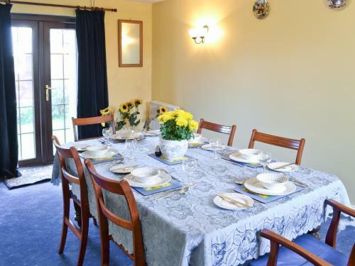 Granny Bond's Farmhouse