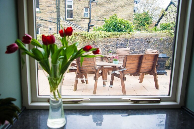 Bed & Breakfast Compton Guest House