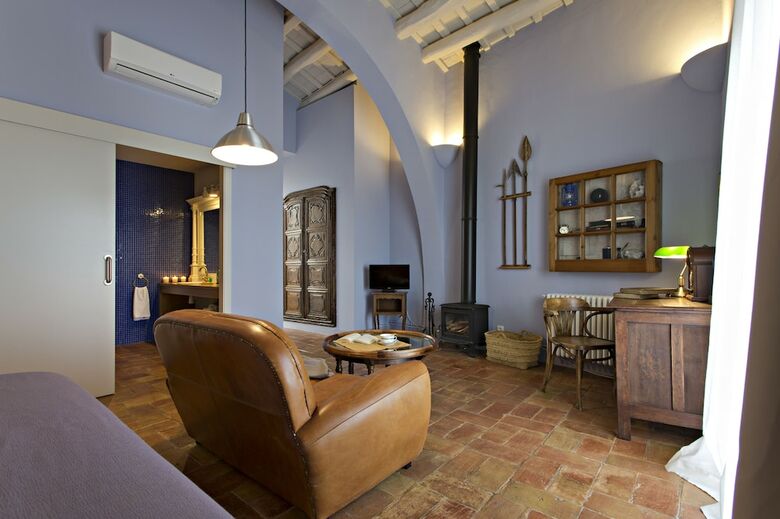 Agroturismo Enc�s D'empord� -adults Only-