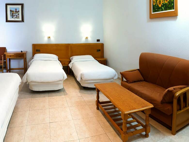 Albergue Hostal La Maya