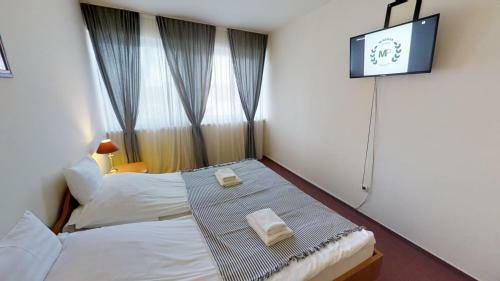 Hostal Minerva Panzi�, �tterem - K�v�z�