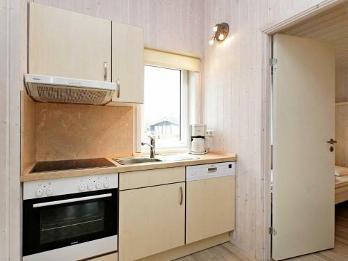 Two-bedroom Holiday Home In Gr�mitz 25