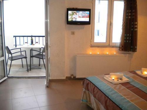 Katerina Studios & Apartments