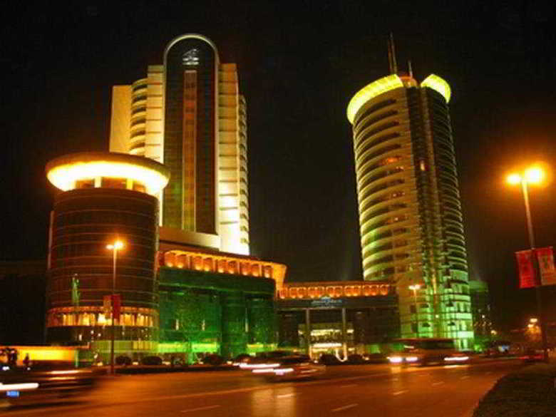 Hotel Howard Johnson Ginwa Plaza