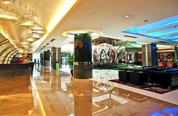 Hotel Howard Johnson Ginwa Plaza