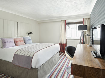 Hotel Village Urban Resort Glasgow