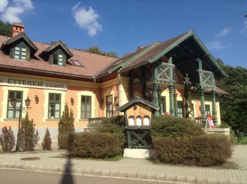 Bed & Breakfast St. Hubertus �tterem �s Panzi�