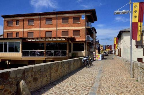 Hotel Hostal Don Suero De Qui�ones