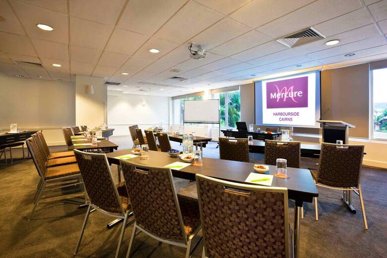 Mercure Hotel Harbourside Cairns